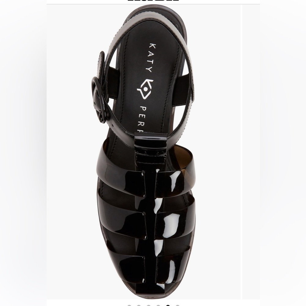 Black jelly flats